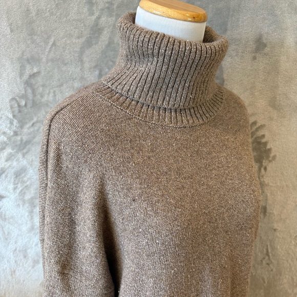 Old Navy SoSoft Cozy Cabincore Turtleneck Sweater Wmn’s Sz S - Picture 3 of 11